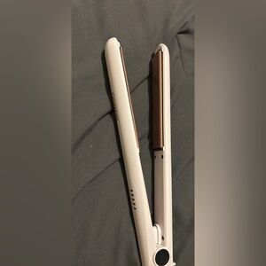 Conair hair straightener